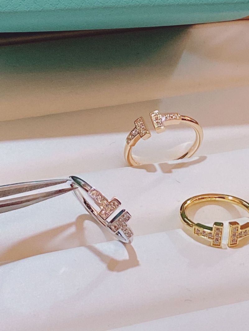 Balenciaga Rings